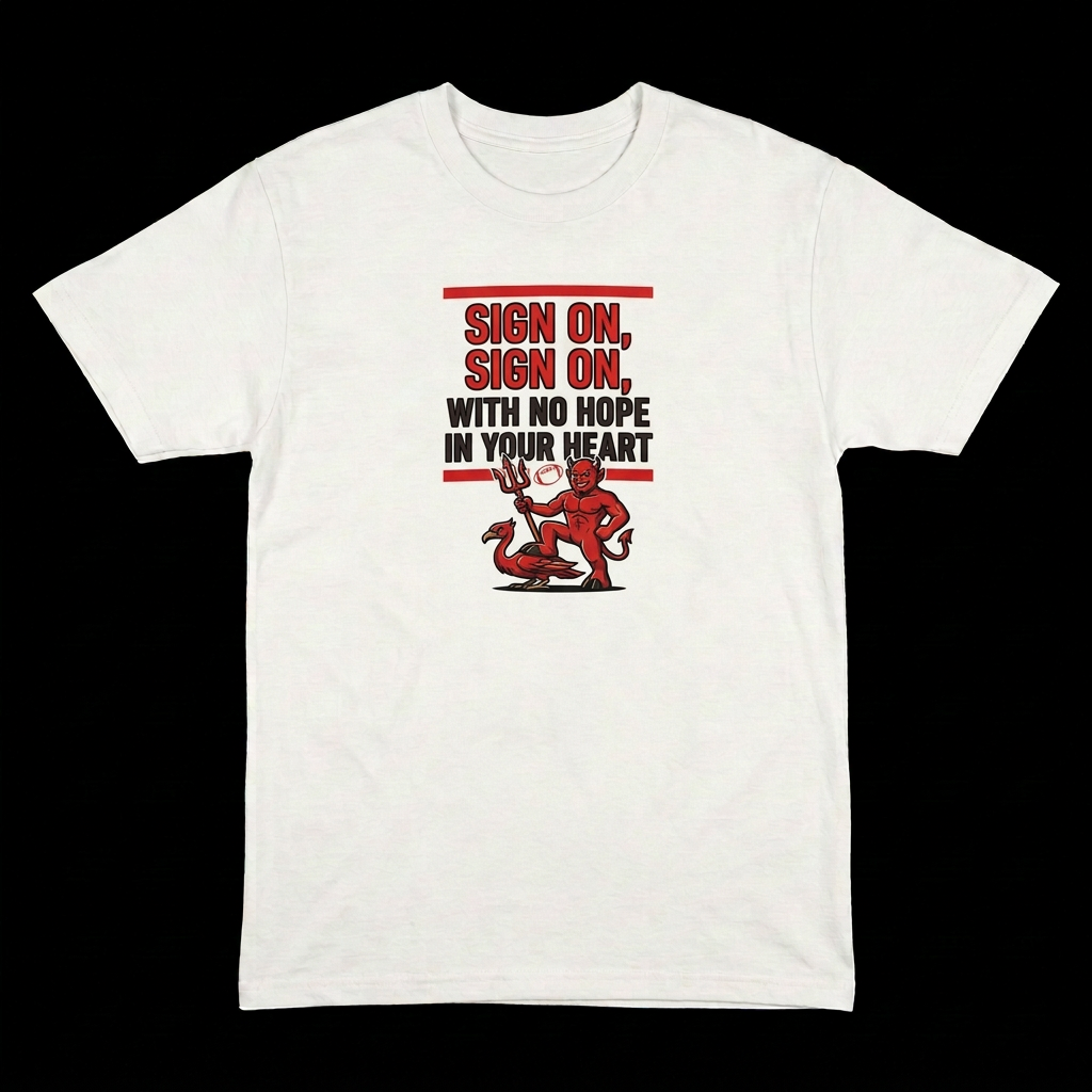 T-shirt with a more compact upper-chest print